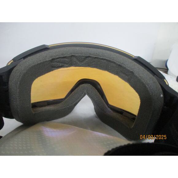 USED SMITH Unisex  I/O MAG Snow Goggle ,panaramic Rose flash-OS - Picture 3 of 4